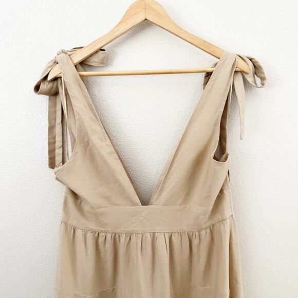 HOUSE OF HARLOW 1960 x REVOLVE | Tan Tiered Dress Maxi Tie Bow V-neck | XL - Picture 2 of 6
